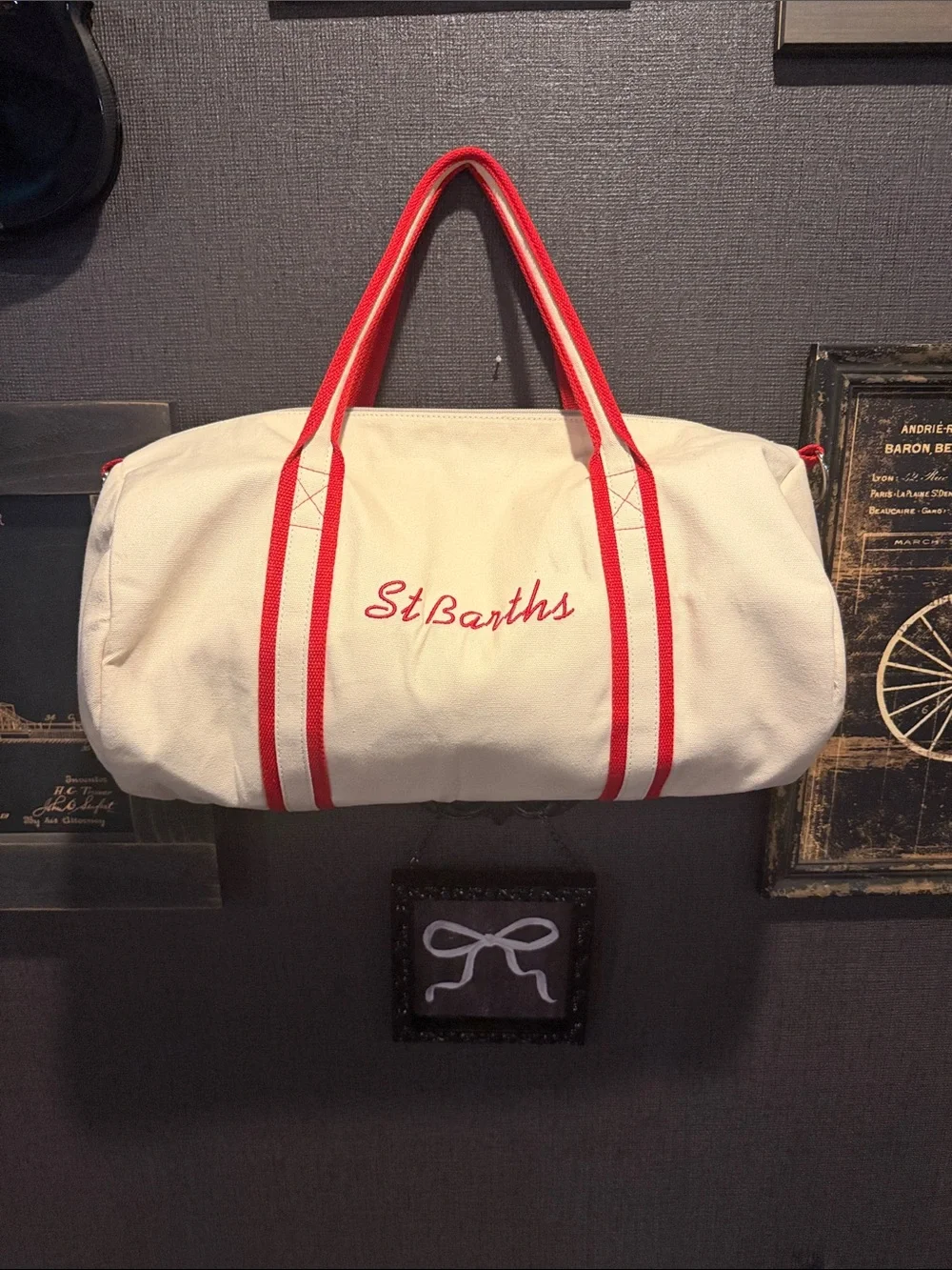 St Barths Canvas Tote Bag in Ivory and Red (Dave Matthew’s resort) - Picture 3 of 11